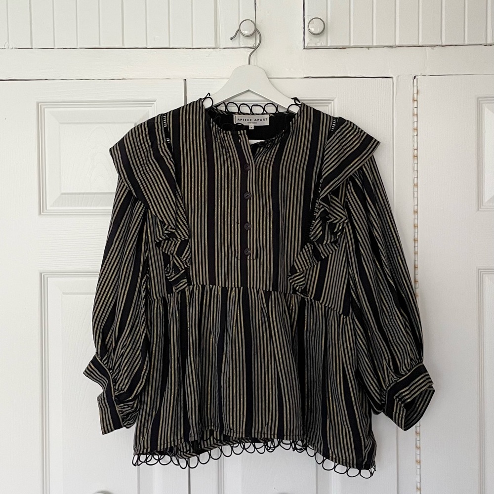 APIECE APART Scalloped Trim Gold/Black Top (Size 4)